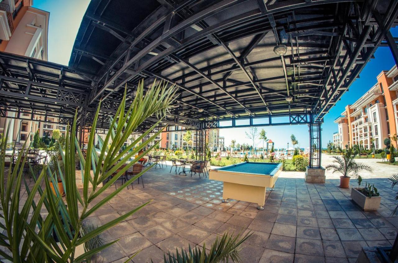 Prestige Fort Beach - Premium Apartments Sveti Vlas Extérieur photo