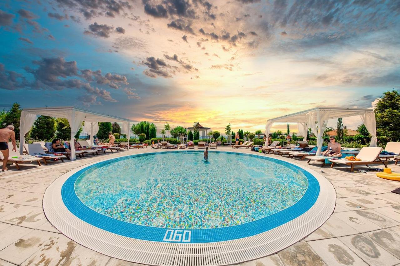 Prestige Fort Beach - Premium Apartments Sveti Vlas Extérieur photo
