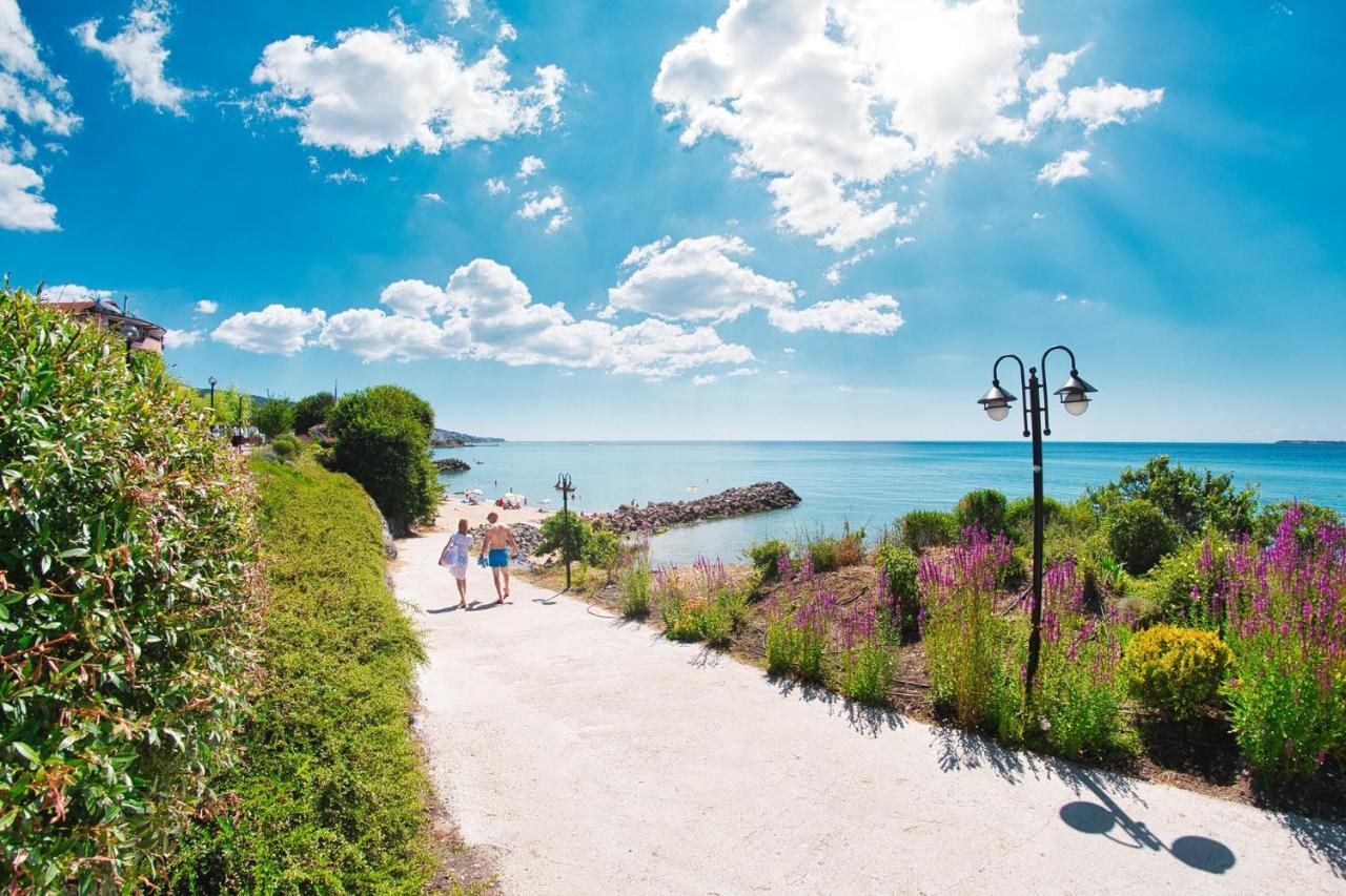 Prestige Fort Beach - Premium Apartments Sveti Vlas Extérieur photo
